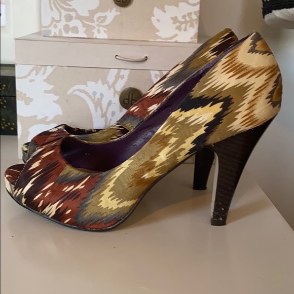 Madden girl open toed pumps - Picture 1 of 9